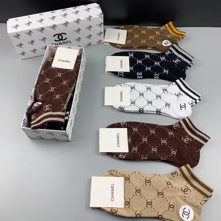 スーパーコピー シャネル 靴下