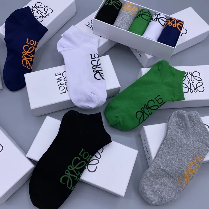 スーパーコピー ロエベ 靴下