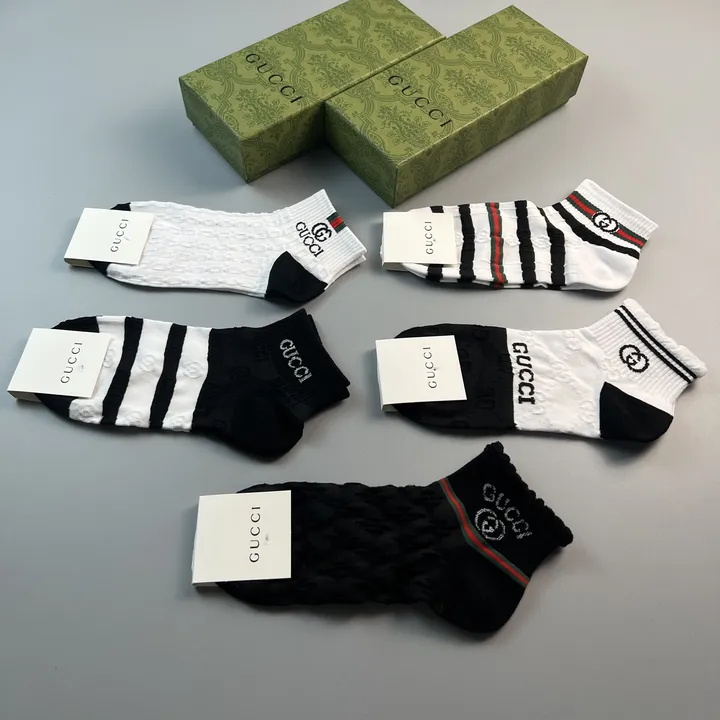 スーパーコピー グッチ 靴下
