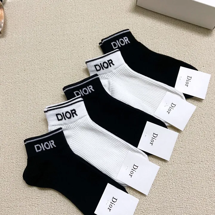 スーパーコピー グッチ 靴下