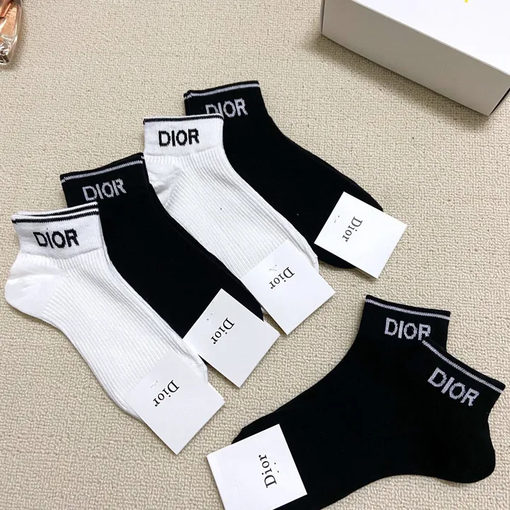 スーパーコピー グッチ 靴下