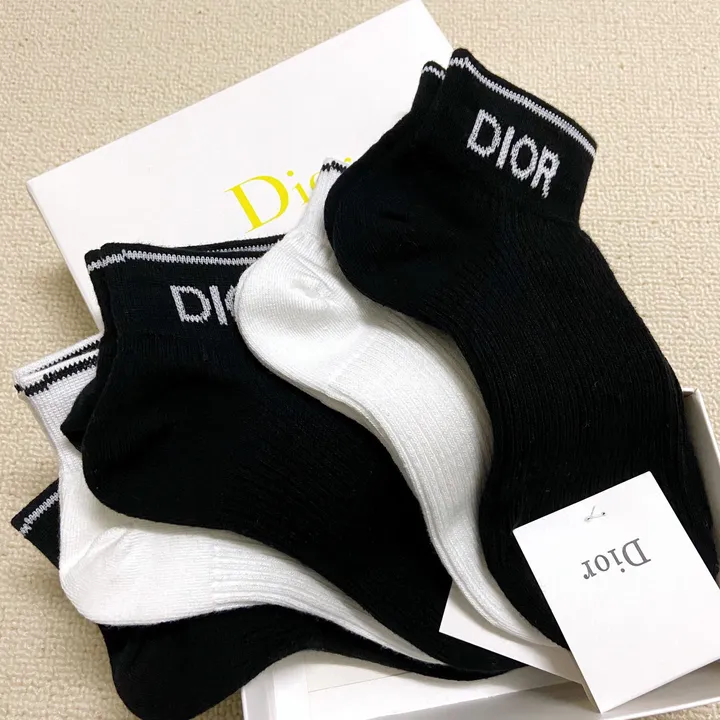 スーパーコピー グッチ 靴下