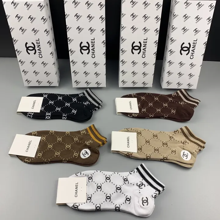 スーパーコピー シャネル 靴下