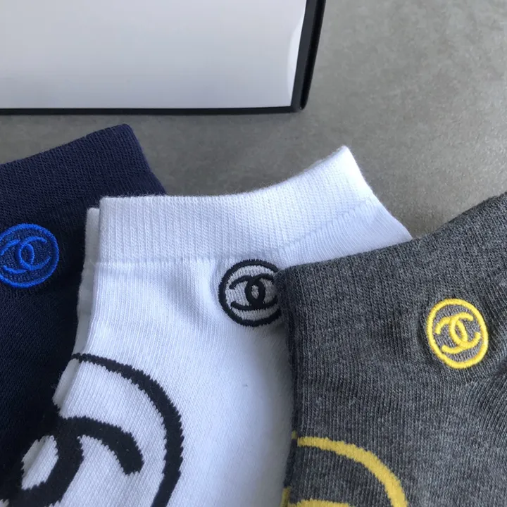 スーパーコピー シャネル 靴下