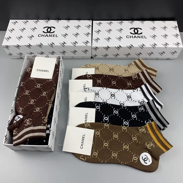 スーパーコピー シャネル 靴下