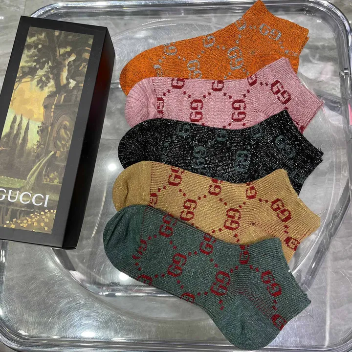 スーパーコピー グッチ 靴下