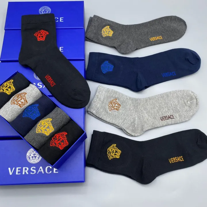 スーパーコピー ヴェルサーチ 靴下