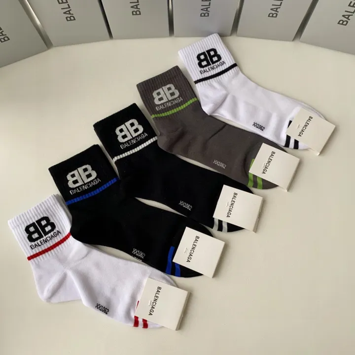 スーパーコピー バレンシアガ 靴下