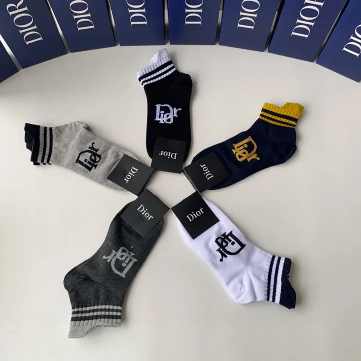 スーパーコピー ディオール 靴下