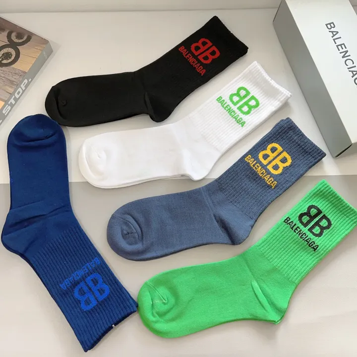 スーパーコピー バレンシアガ 靴下