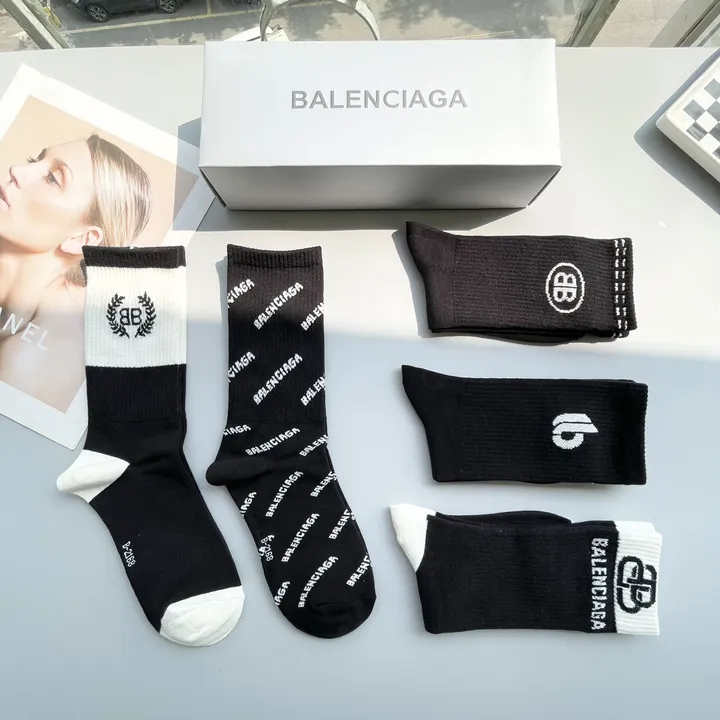 スーパーコピー バレンシアガ 靴下