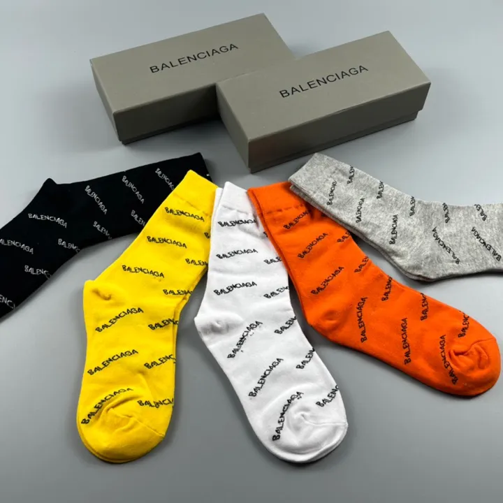 スーパーコピー バレンシアガ 靴下