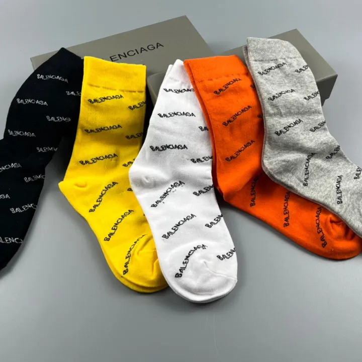 スーパーコピー バレンシアガ 靴下