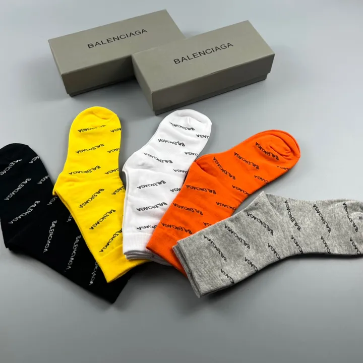 スーパーコピー バレンシアガ 靴下