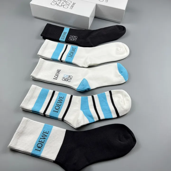 スーパーコピー ロエベ 靴下