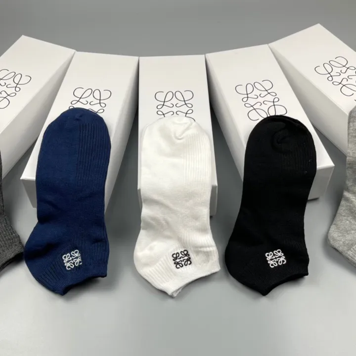 スーパーコピー ロエベ 靴下