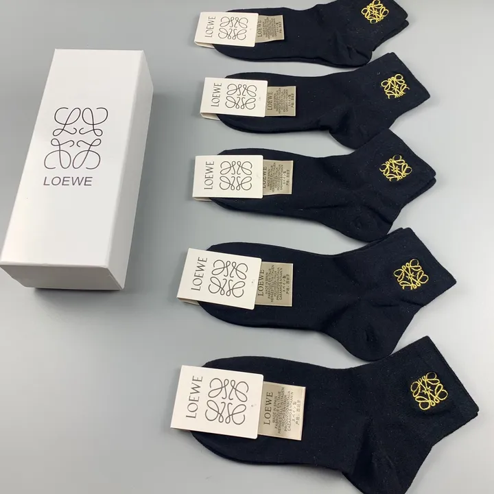 スーパーコピー ロエベ 靴下