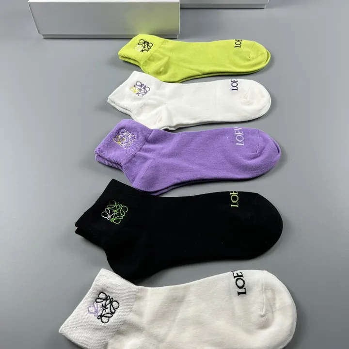 スーパーコピー ロエベ 靴下