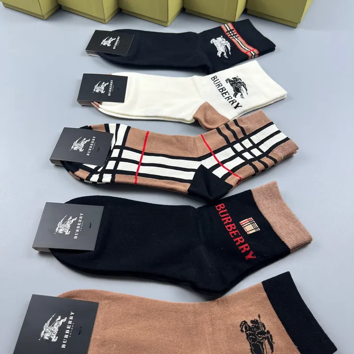 スーパーコピー バーバリー ス 靴下