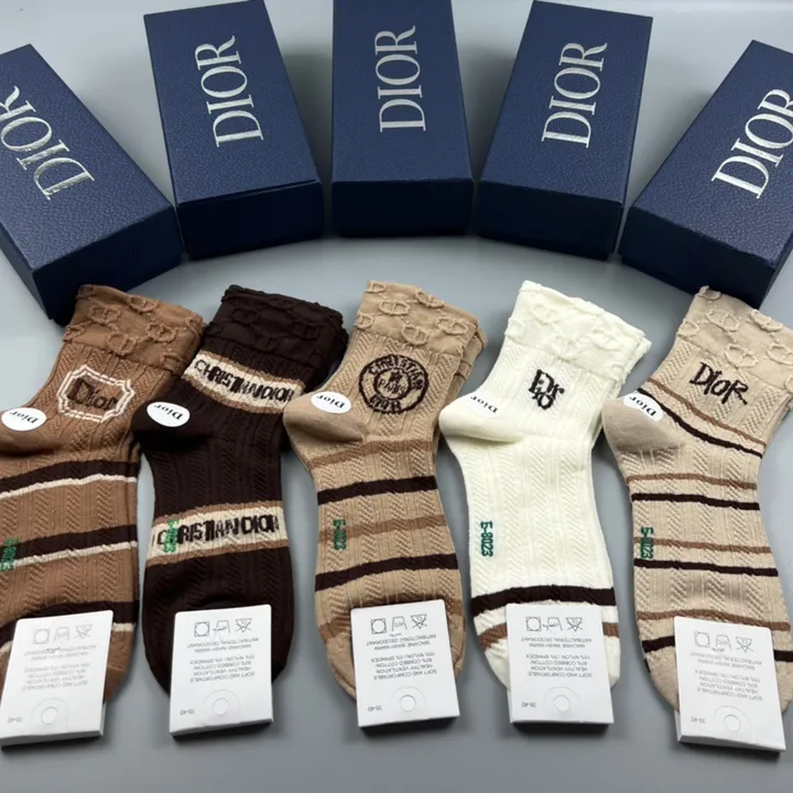 スーパーコピー ディオール 靴下