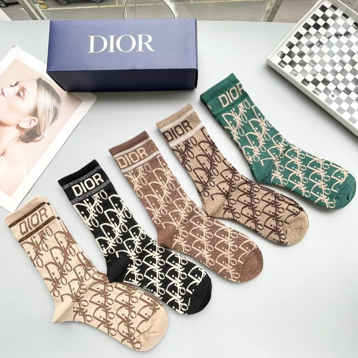スーパーコピー ディオール 靴下