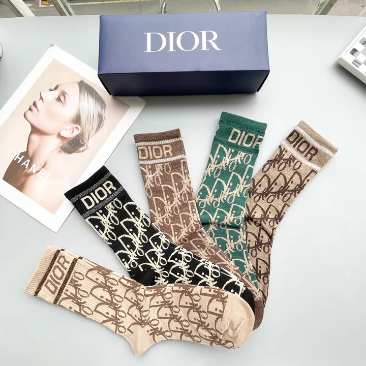 スーパーコピー ディオール 靴下