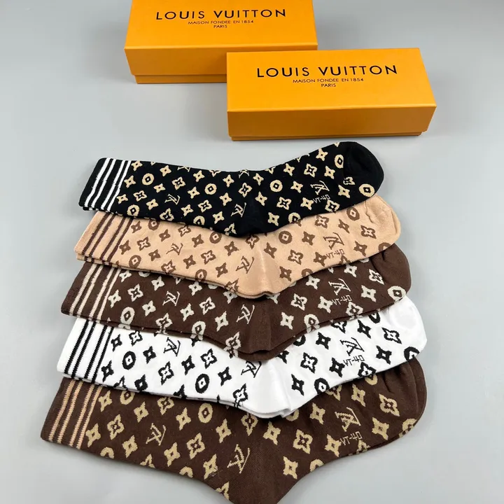スーパーコピー ルイヴィトン 靴下