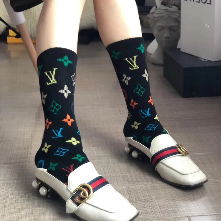 スーパーコピー ルイヴィトン 靴下