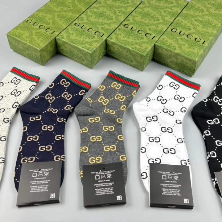 スーパーコピー グッチ 靴下