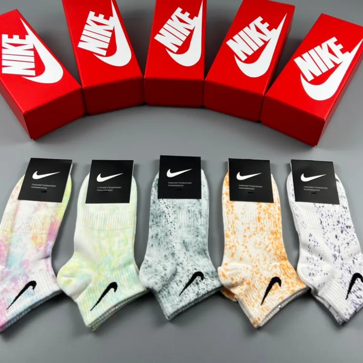 スーパーコピー ナイキ 靴下