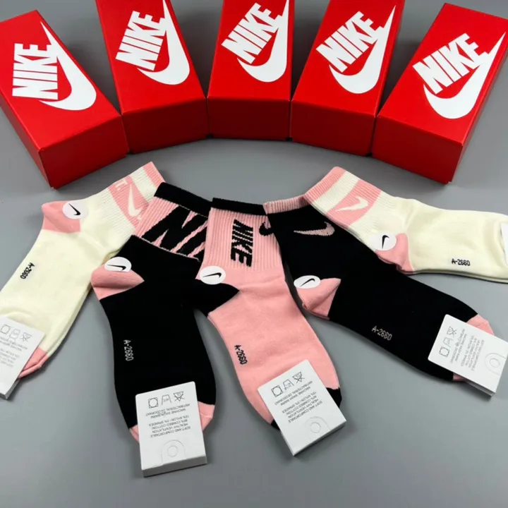 スーパーコピー ナイキ 靴下