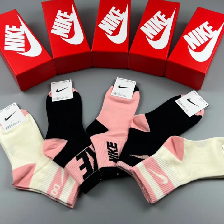 スーパーコピー ナイキ 靴下