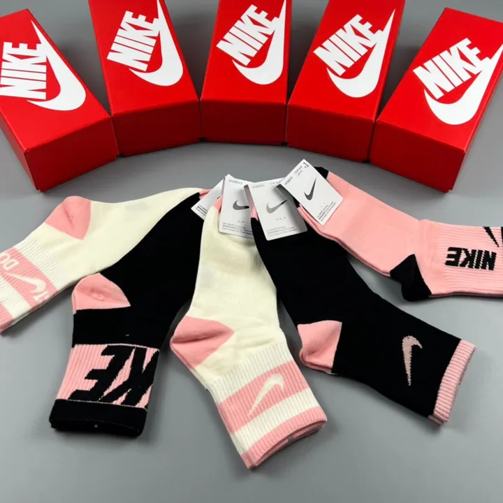 スーパーコピー ナイキ 靴下