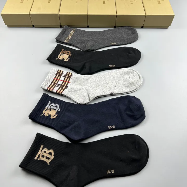 スーパーコピー バーバリー ス 靴下