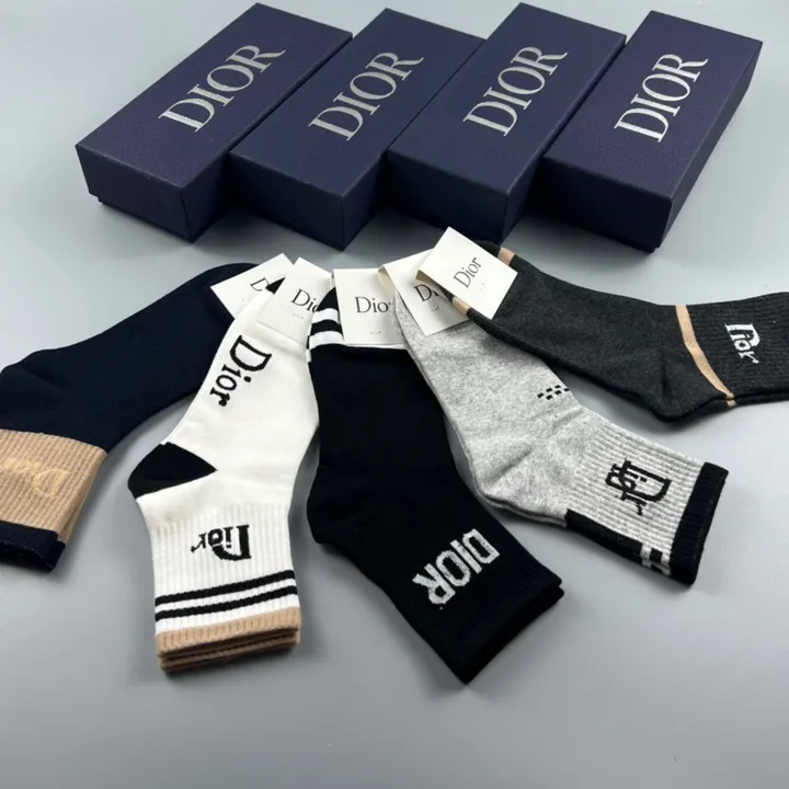 スーパーコピー ディオール 靴下