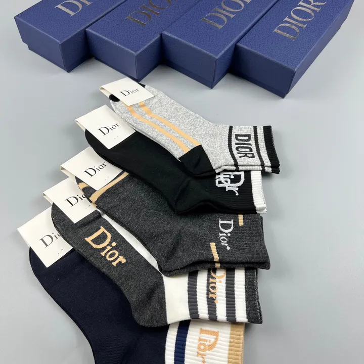 スーパーコピー ディオール 靴下