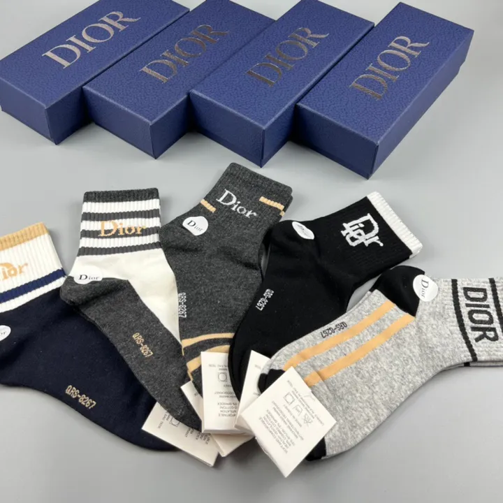スーパーコピー ディオール 靴下