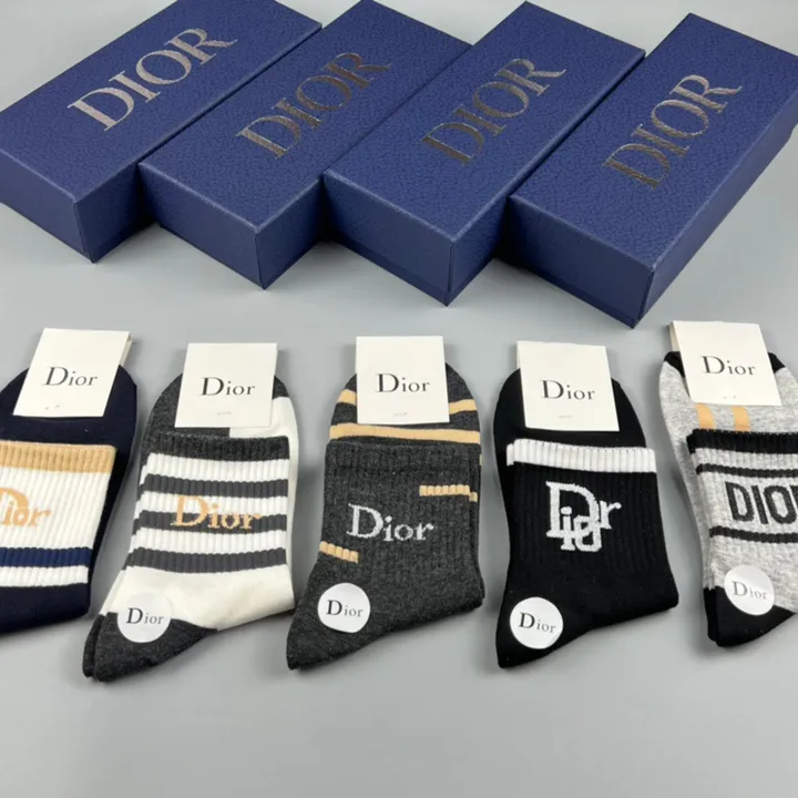 スーパーコピー ディオール 靴下
