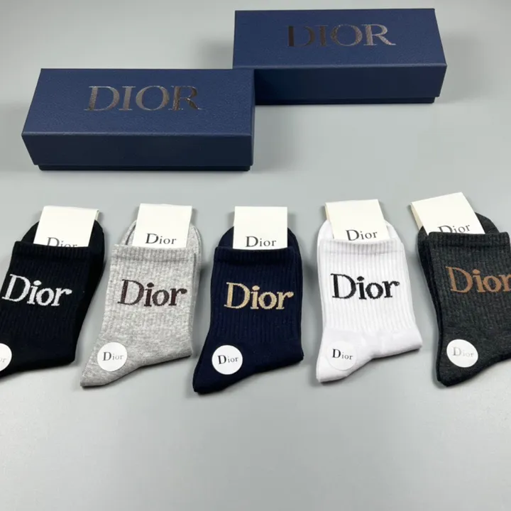 スーパーコピー ディオール 靴下
