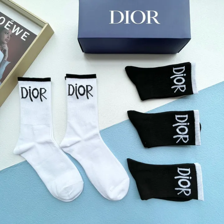 スーパーコピー ディオール 靴下