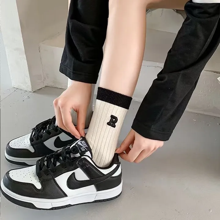 スーパーコピー ディオール 靴下