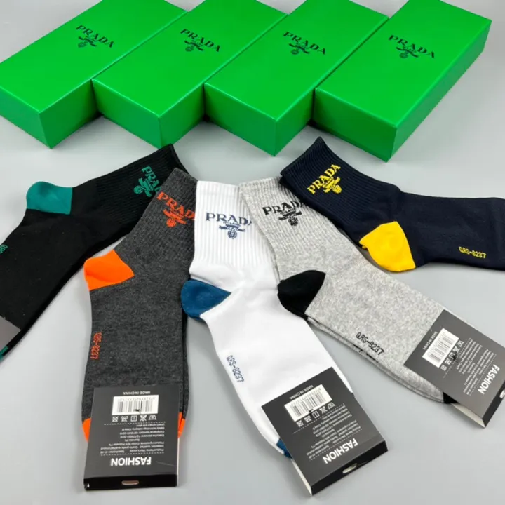 スーパーコピー バレンシアガ 靴下