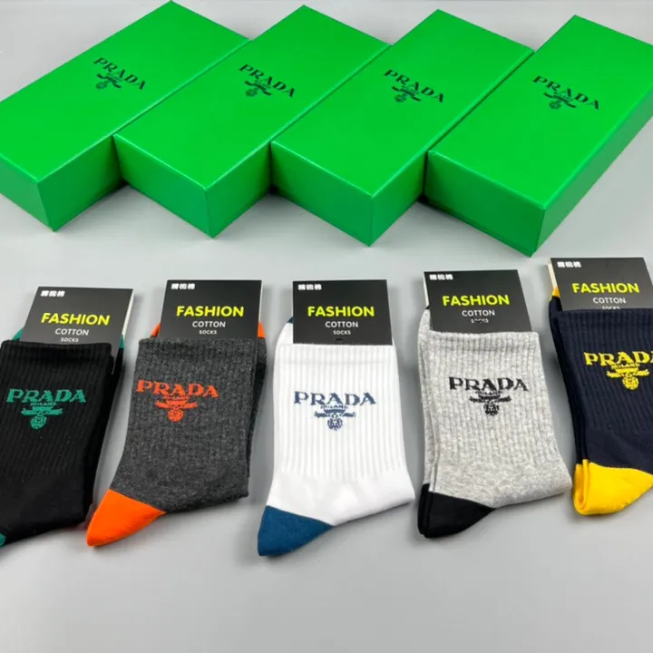 スーパーコピー バレンシアガ 靴下