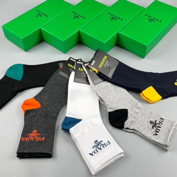 スーパーコピー バレンシアガ 靴下