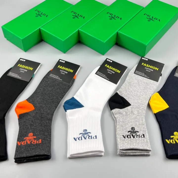 スーパーコピー バレンシアガ 靴下