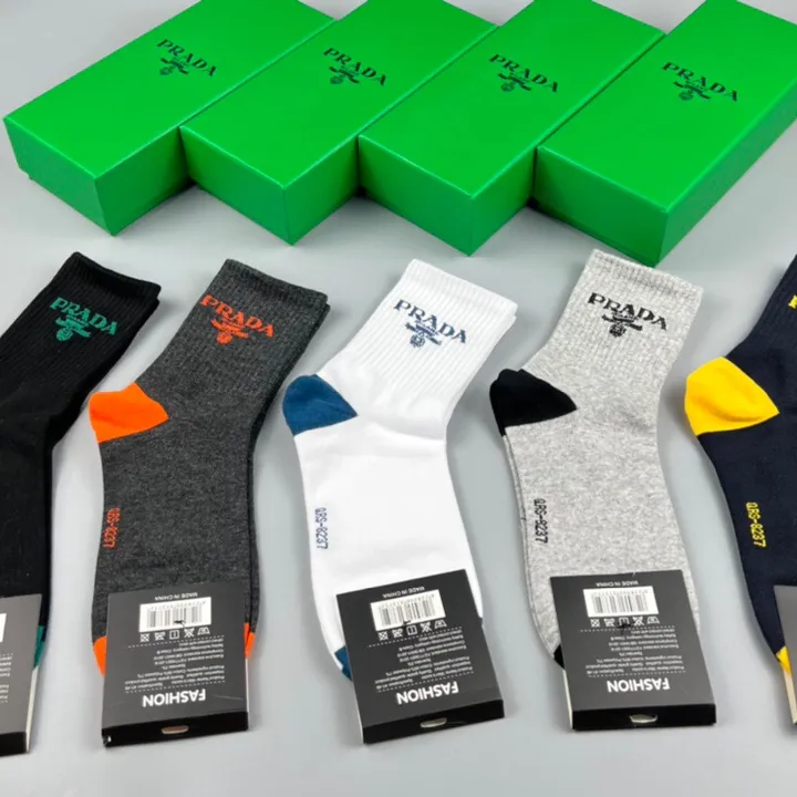 スーパーコピー バレンシアガ 靴下