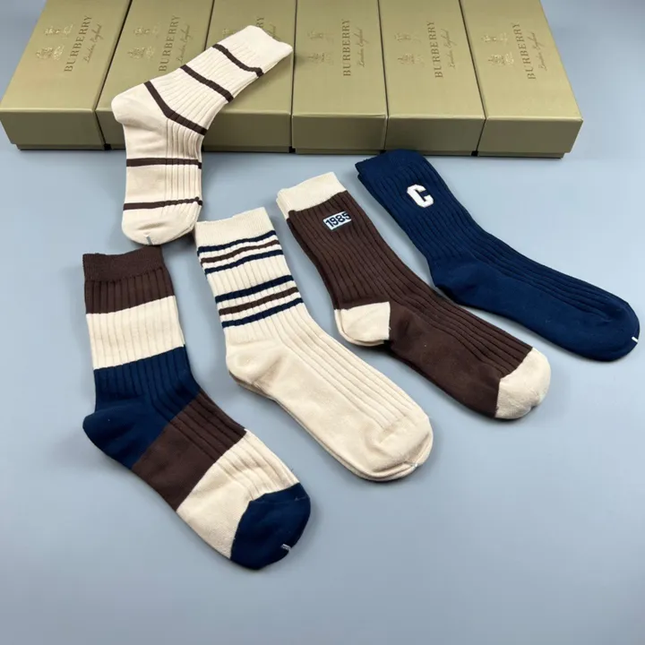 スーパーコピー バーバリー ス 靴下
