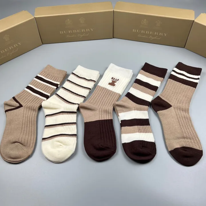 スーパーコピー バーバリー ス 靴下