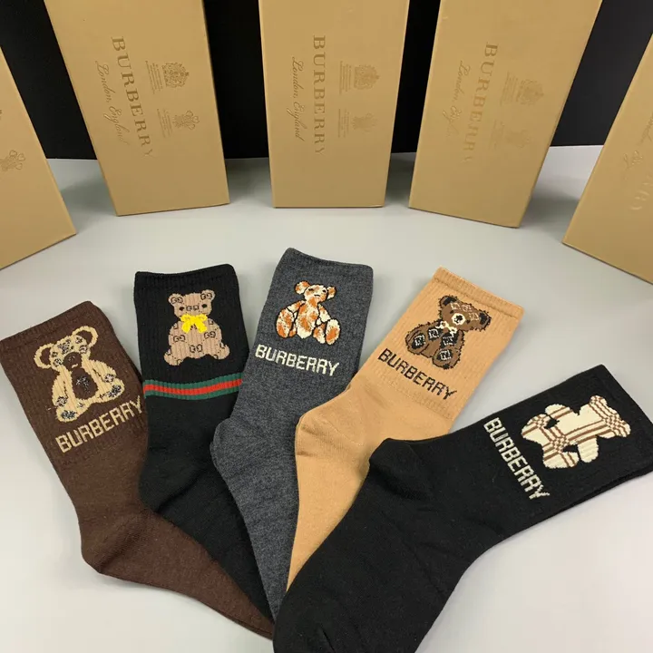 スーパーコピー バーバリー ス 靴下