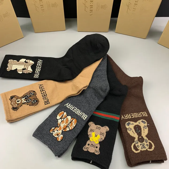 スーパーコピー バーバリー ス 靴下